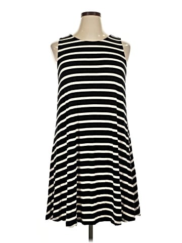 Old Navy Casual Dress (view 1)