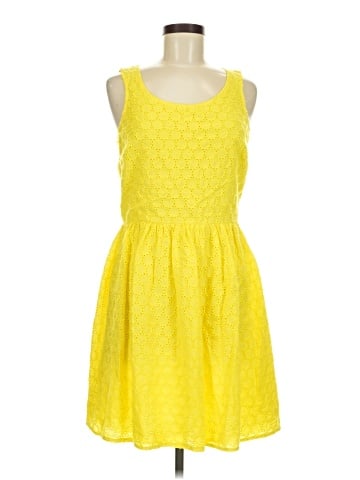 Old Navy Casual Dress (view 1)