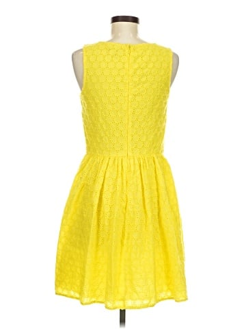 Old Navy Casual Dress (view 2)