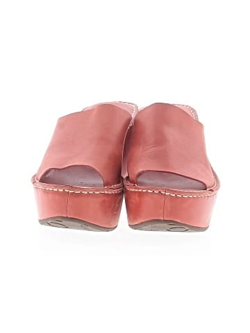 Chocolat Blu Wedges (view 2)