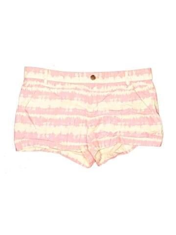 Gap Shorts (view 1)