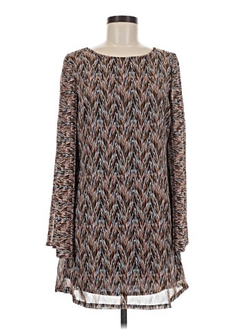 Xhilaration Casual Dress (view 1)