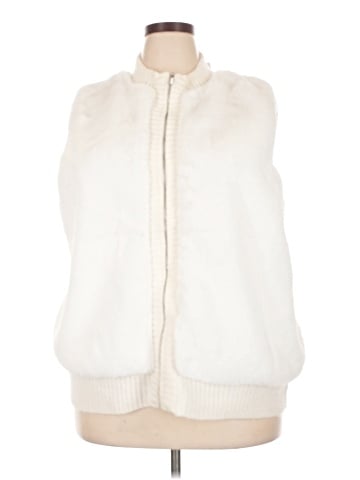 Liz Claiborne Faux Fur Vest (view 1)