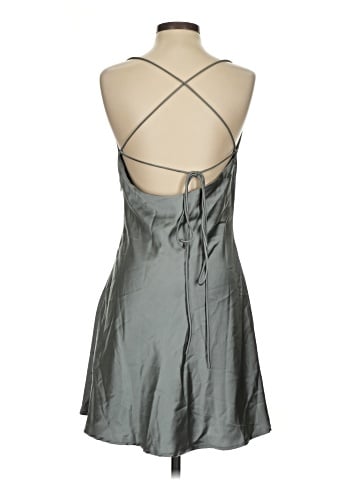 Le Lis Cocktail Dress (view 2)