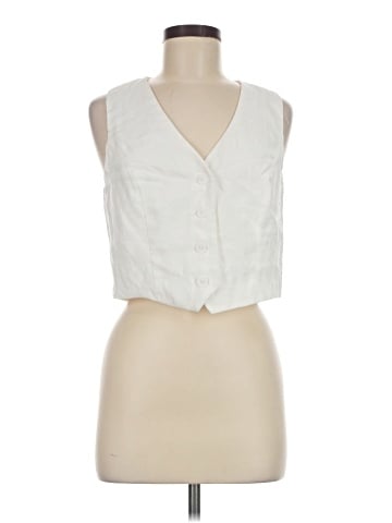 WAYF Vest (view 1)