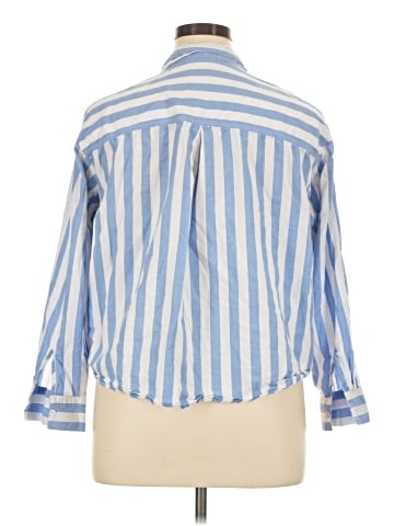 Maurices Long Sleeve Button-Down Shirt (view 2)
