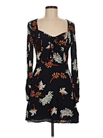 Cupcakes & Cashmere Casual Dress (view 1)