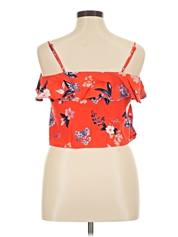 Cupcakes & Cashmere Sleeveless Blouse (view 2)
