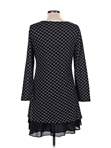 Reborn Casual Dress (view 2)