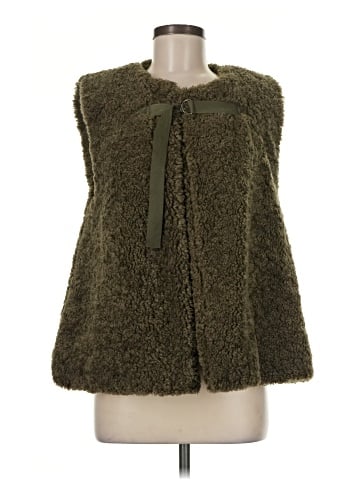 Akemi + Kin Vest (view 1)