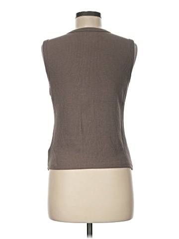 Gap Sleeveless Button-Down Shirt (view 2)