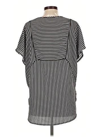 Xhilaration Short Sleeve Blouse (view 2)
