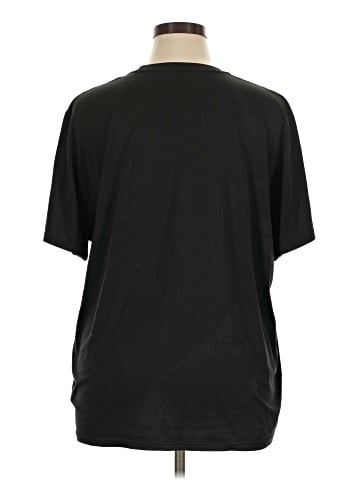 Nike Short Sleeve T-Shirt (view 2)