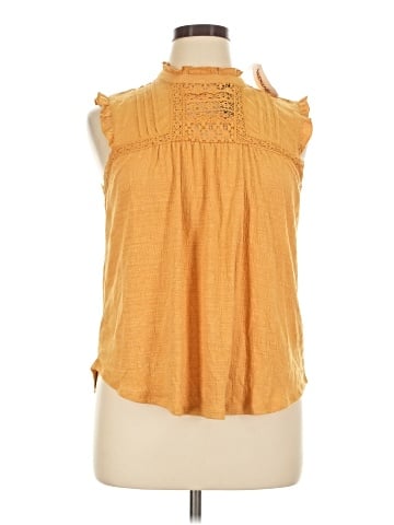 Cable & Gauge Sleeveless Blouse (view 1)