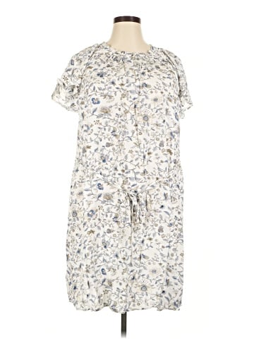 Ann Taylor LOFT Casual Dress (view 1)