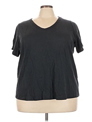 Old Navy Short Sleeve T-Shirt (view 1)