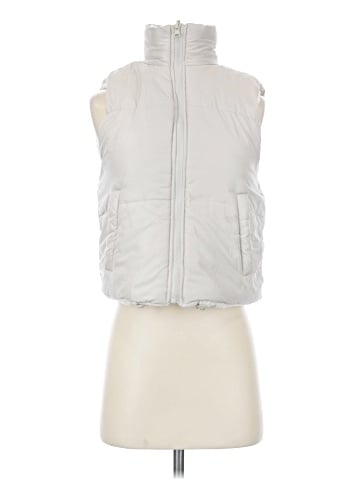 No Boundaries Vest (view 1)