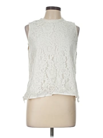 Elliatt Sleeveless Blouse (view 1)