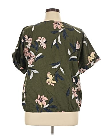Liz Claiborne Short Sleeve Blouse (view 2)