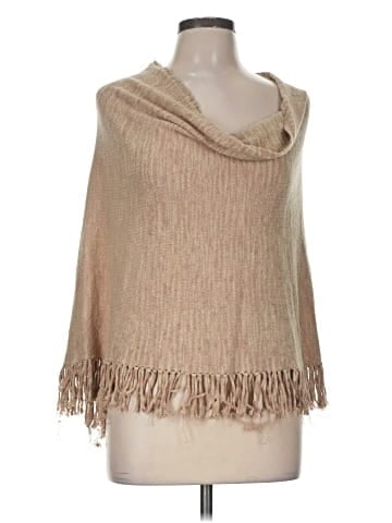 Minnie Rose Poncho (view 1)