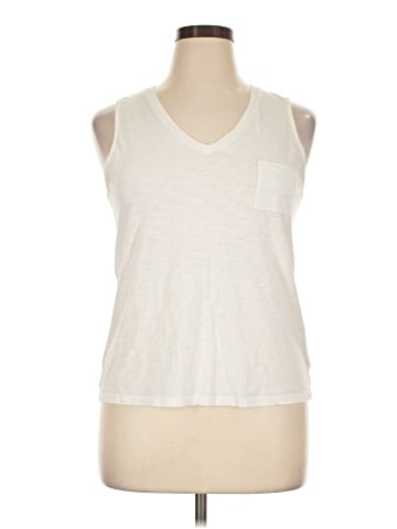 Max Studio Sleeveless T-Shirt (view 1)