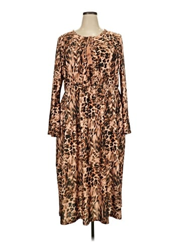 Suzanne Betro Casual Dress (view 1)