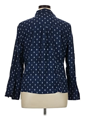 Croft & Barrow Long Sleeve Button-Down Shirt (view 2)
