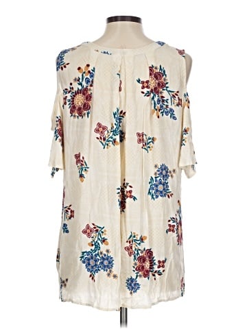 Blu Pepper Short Sleeve Blouse (view 2)