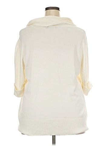 Roz & Ali Poncho (view 2)