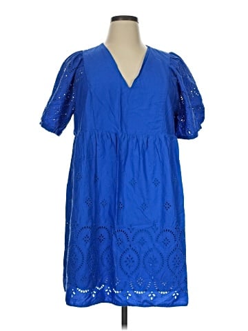 Old Navy Casual Dress (view 1)