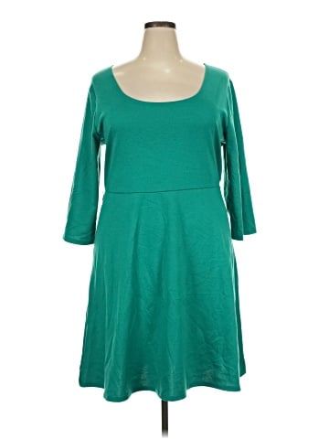 Old Navy Casual Dress (view 1)