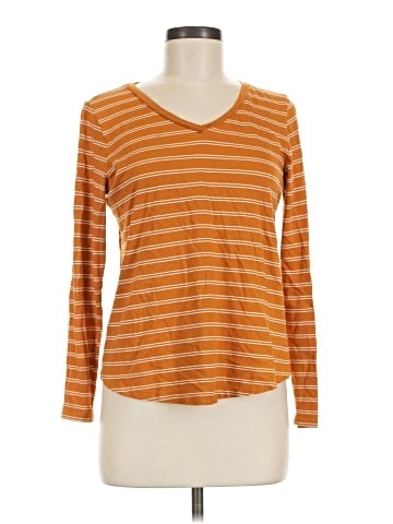 Old Navy 3/4 Sleeve T-Shirt (view 1)