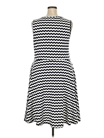 Lularoe Casual Dress (view 2)