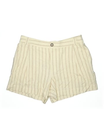 CAbi Shorts (view 1)