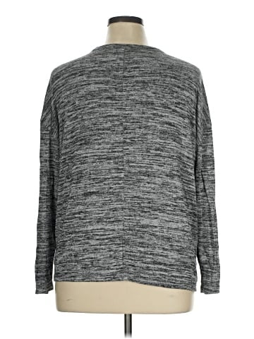 Old Navy Pullover Sweater (view 2)