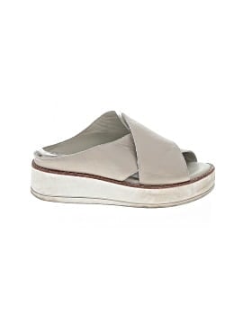 Silent D Wedges (view 1)