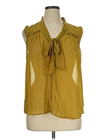 Elle Sleeveless Blouse (view 1)