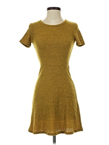 Forever 21 Casual Dress (view 1)