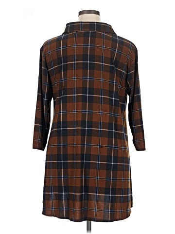 Attitudes by Renee 3/4 Sleeve Blouse (view 2)