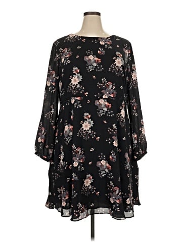 Ann Taylor LOFT Casual Dress (view 1)