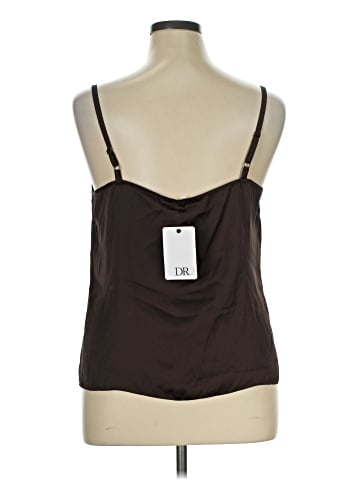 DR2 Sleeveless Blouse (view 2)