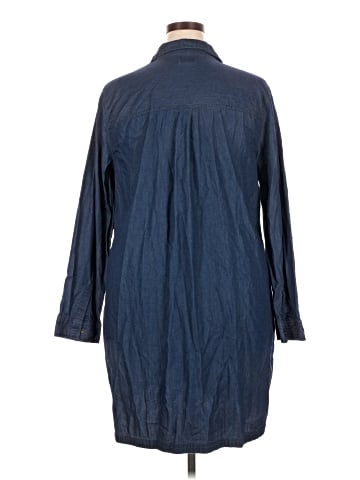 Old Navy Casual Dress (view 2)