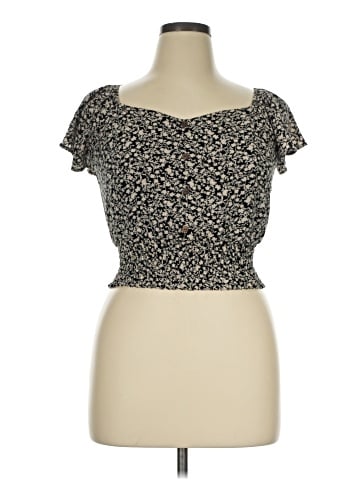Monteau Short Sleeve Top (view 1)