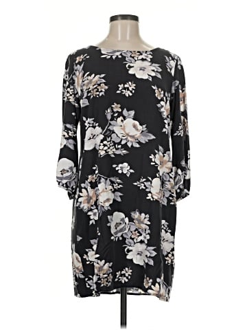 Old Navy Casual Dress (view 1)
