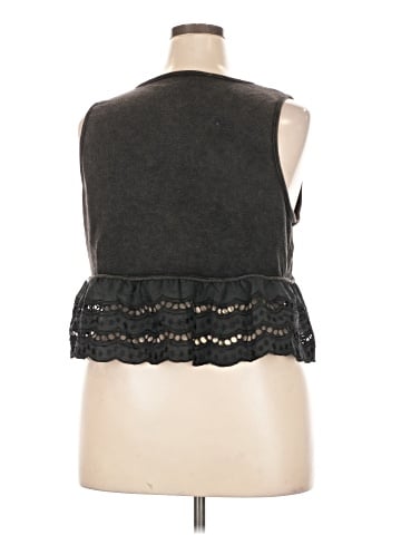 Unbranded Sleeveless Blouse (view 2)