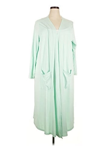 Lularoe Poncho (view 1)