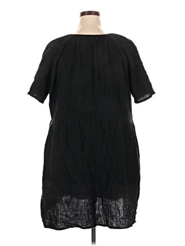 Old Navy Casual Dress (view 2)