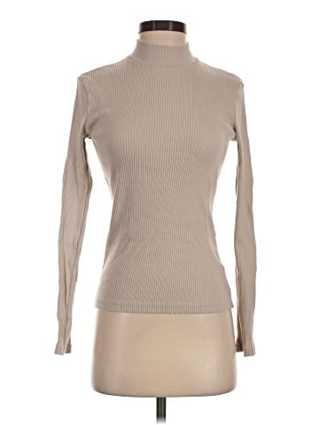 Uniqlo Turtleneck Sweater (view 1)