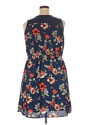 Market and Spruce Casual Dress (view 2)