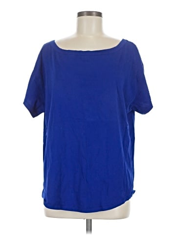 Fabletics Short Sleeve T-Shirt (view 1)